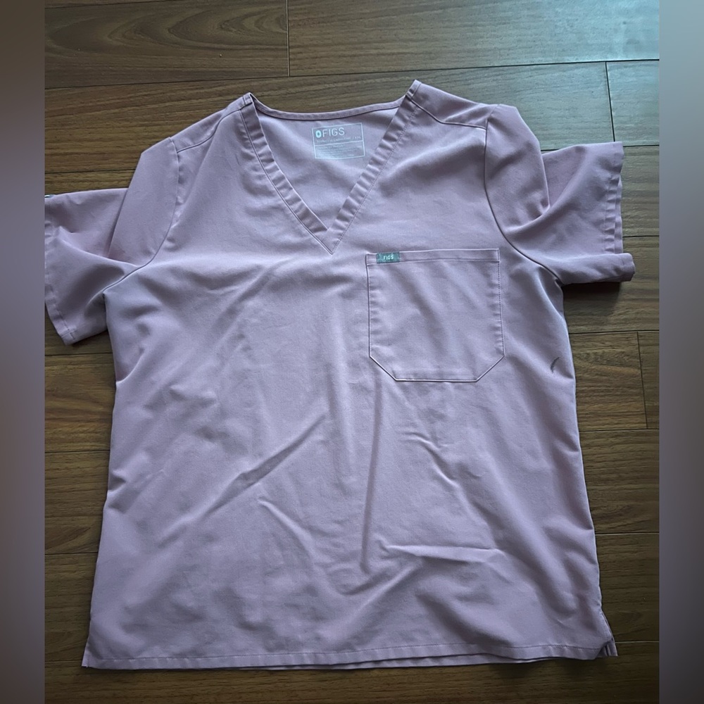 Figs Scrub Top